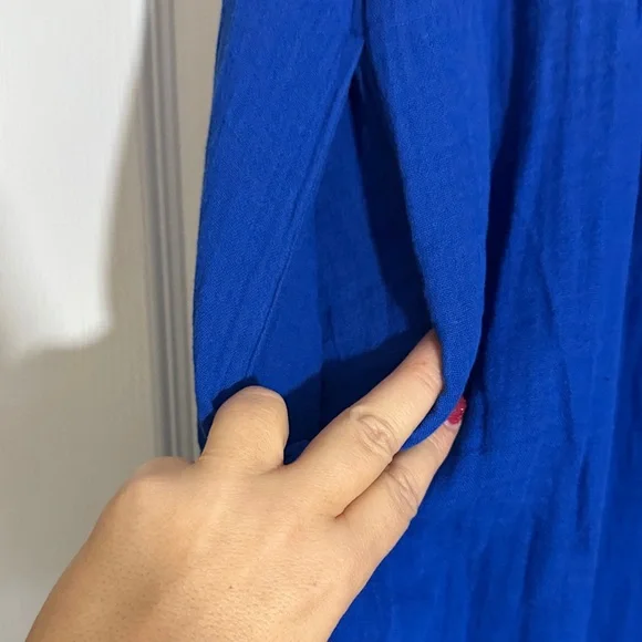 Old Navy Flowy Royal Blue Maxi Dress - Picture 4 of 9